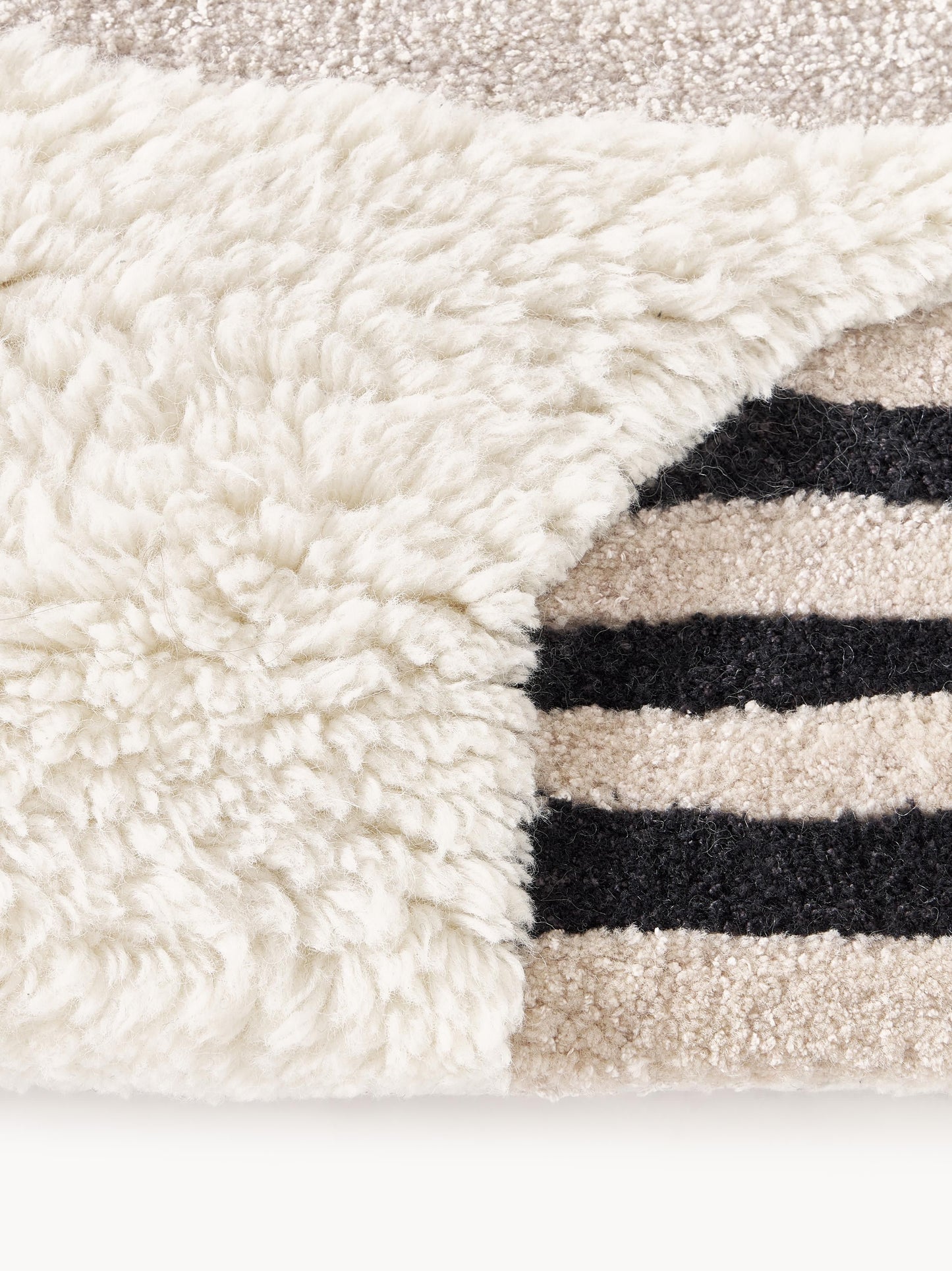 Roscmund Wool Rug, Hand-Tufted, with High-Low Texture