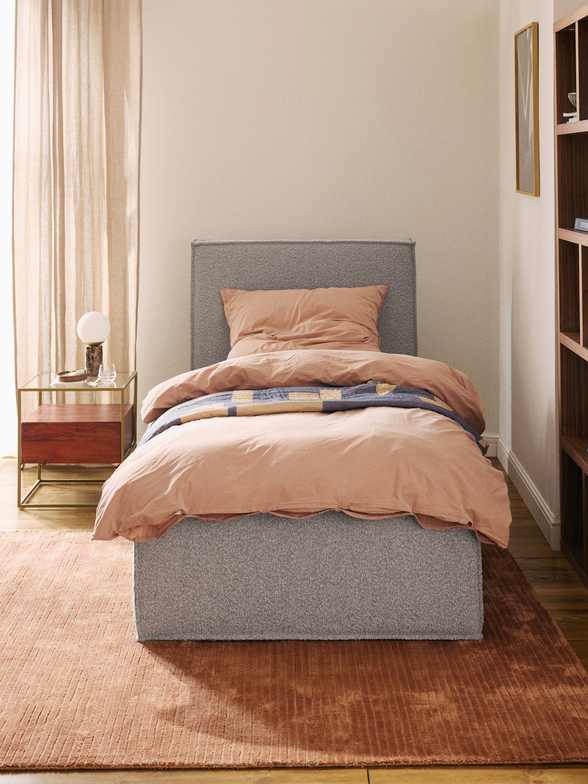Dremvard Bouclé Single Bed