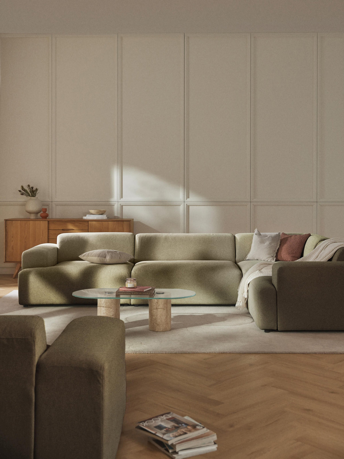 Melraine Large Corner Sofa (4-Seater)