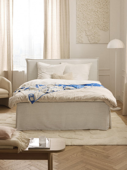 Violdis Box Spring Bed